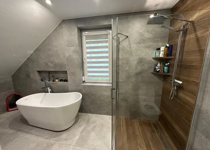 Zaciszny Dom Lisia Gora (Tarnow)